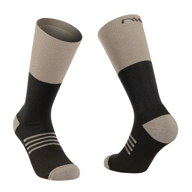 Cycling vest guard-Northwave Extreme Pro High Winter Socks