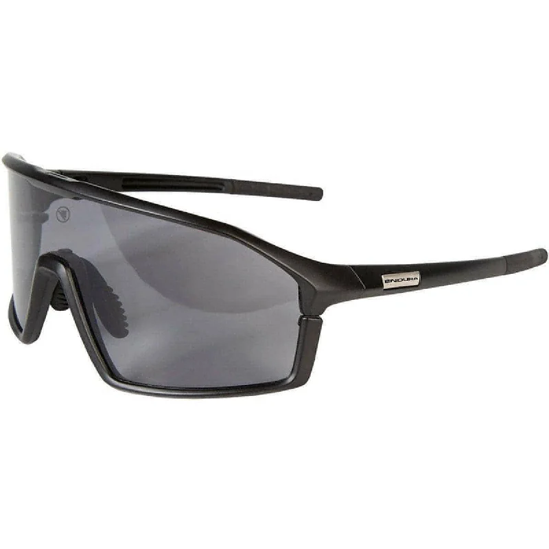 Bike chain guard-Endura Gabbro II Photochromic Cycling Sunglasses - Black